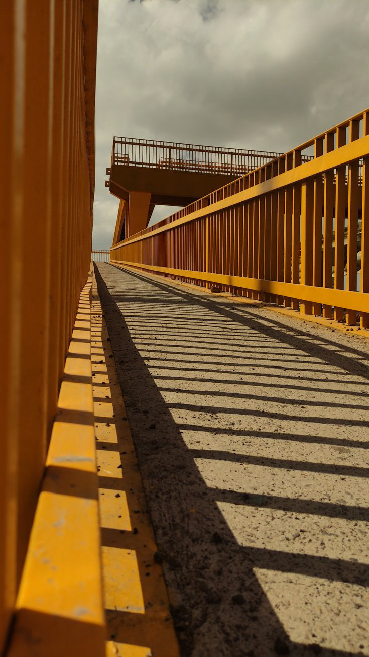 Ponts et passerelles métalliques